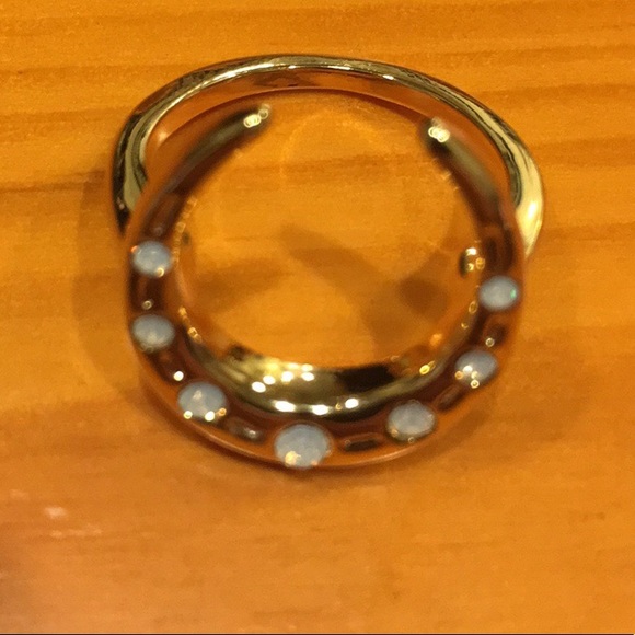 THE 2 BANDITS: Moonchild Ring in Opal - Picture 3 of 4